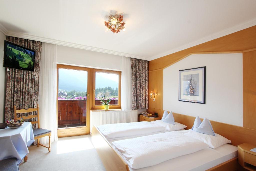 Aalto Panorama Hotel Seefeld w Tirolu Pokój zdjęcie